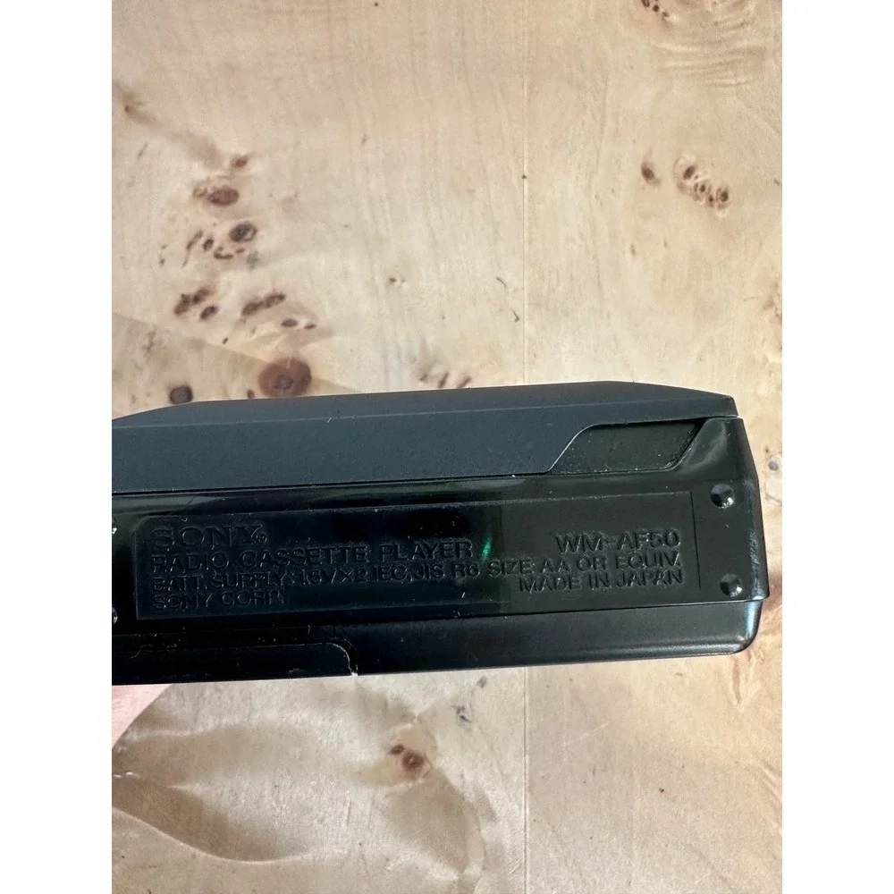 Sony Walkman WM-AF50 FM/AM Radio Cassette Player Mega Bass Auto Reverse Black